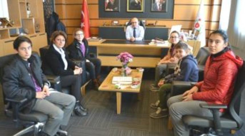 &Ouml;ğrencilerden Oral&rsquo;a Teşekk&uuml;r