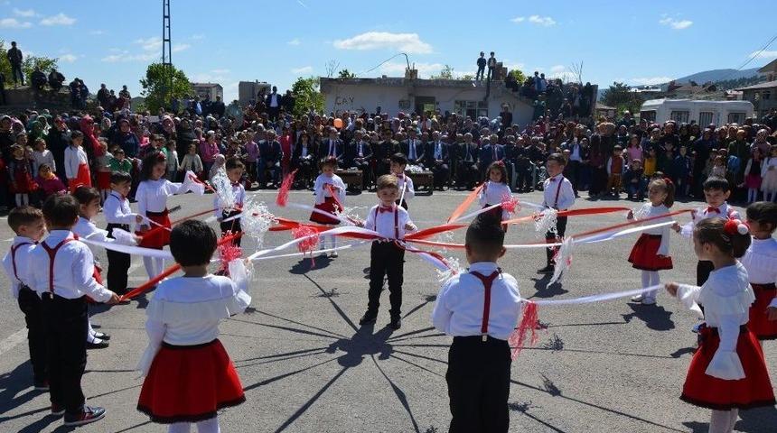 Suşehri&rsquo;nde 23 Nisan Ulusal Egemenlik Ve &Ccedil;ocuk Bayramı