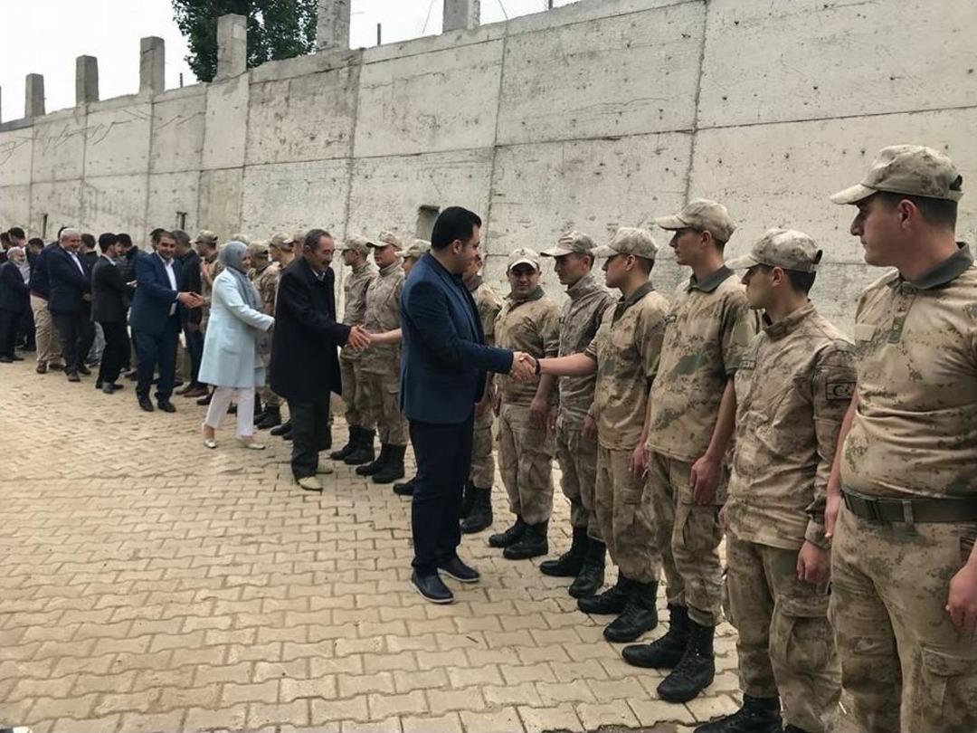 Bah&ccedil;esaray&rsquo;da Bayramlaşma