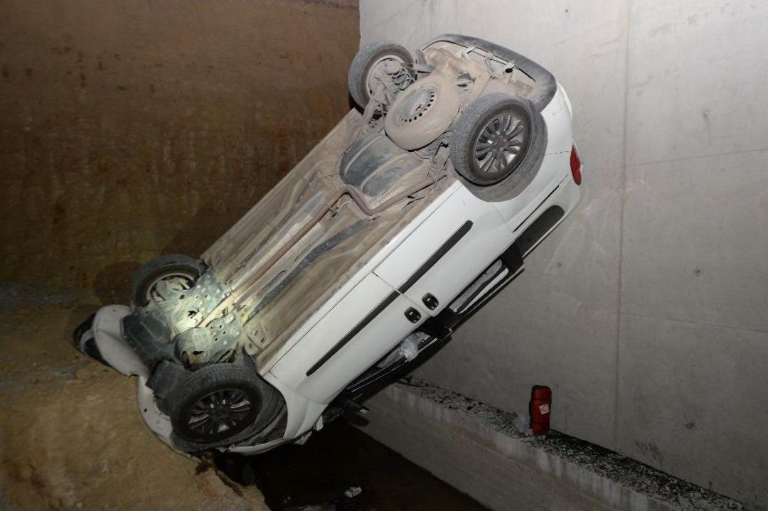 Karab&uuml;k&rsquo;te 2 Ayrı Trafik Kazası: 5&rsquo;i &Ccedil;ocuk 10 Yaralı