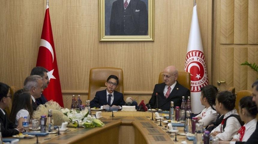 Tbmm Başkanı Kahraman &Ccedil;ocukları Kabul Etti