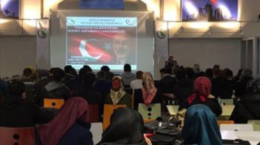 Mili Şair Ersoy Vefatının Yıl D&ouml;n&uuml;m&uuml;nde Unutulmadı