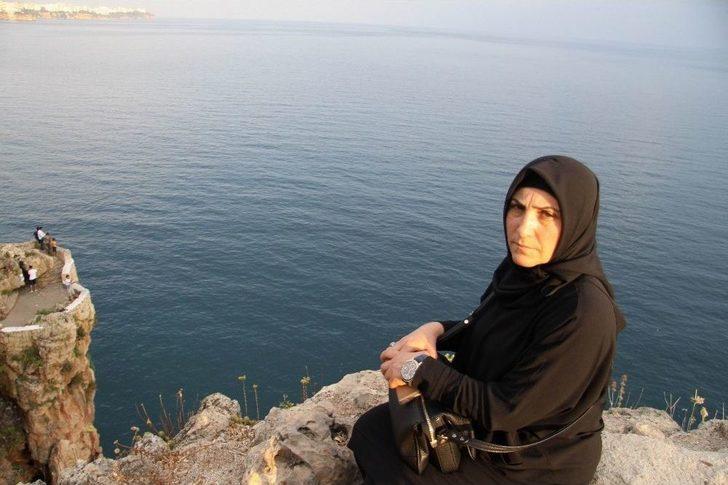 Oğlu 30 Metreden Denize Düşerek Ölen Annenin Falezlere Güvenlik Önlemi Mücadelesi G3