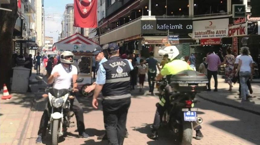 İzmit Zabıtası’ndan Trafik Denetimi