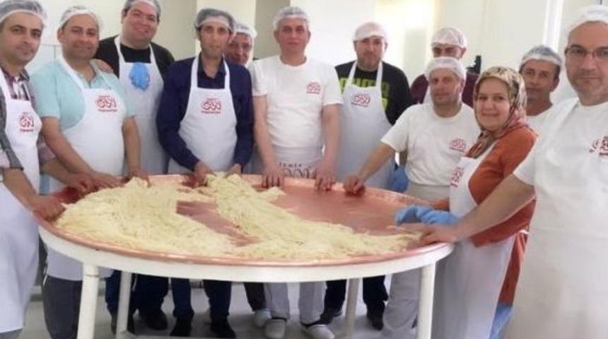 Ko-mek’ten Pişmaniye Yapım Kursu