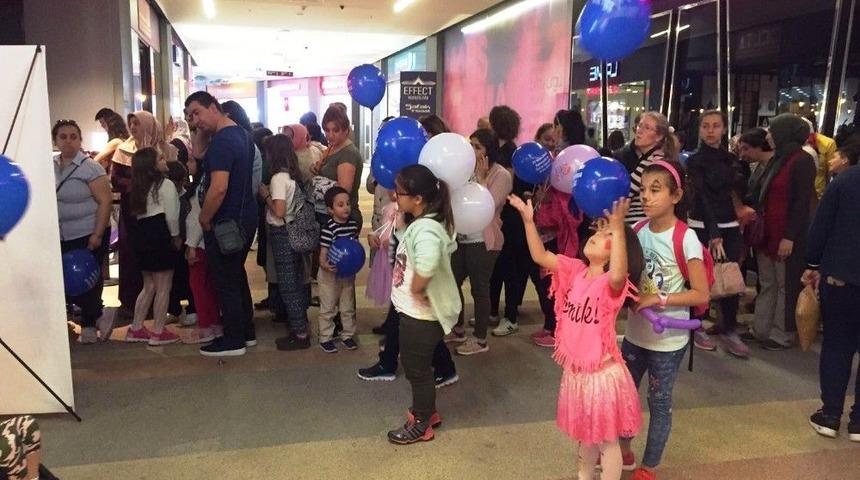 &Ccedil;ocuklar Sinemada Gestaş&rsquo;ın Misafiri Oldu