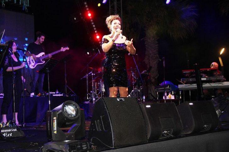 Işın Karaca Dolandırıcılıktan Aranan Eski Kocası Hakkında İlk Kez Konuştu G1