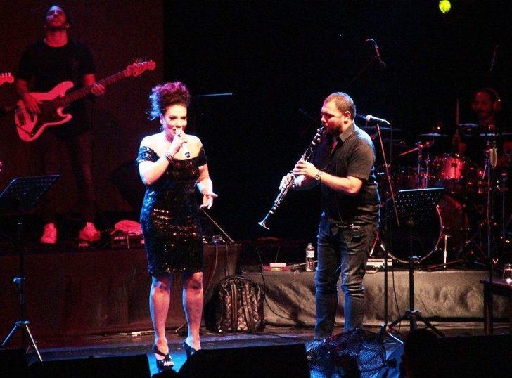 Işın Karaca Dolandırıcılıktan Aranan Eski Kocası Hakkında İlk Kez Konuştu G3