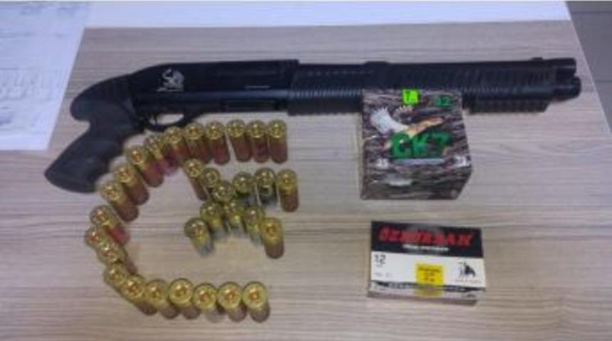 Bayram Günü Pompalı Tüfekle Tehlike Saçan Maganda Yakalandı