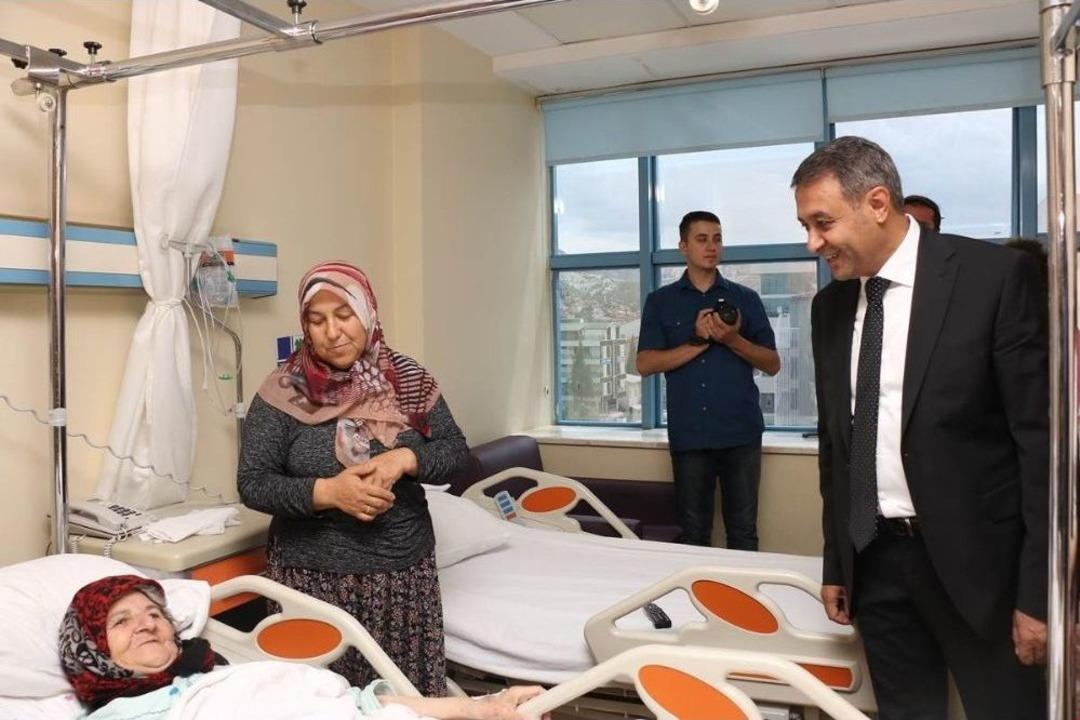 Vali Şıldık&rsquo;tan Ramazan Bayramı Ziyaretleri