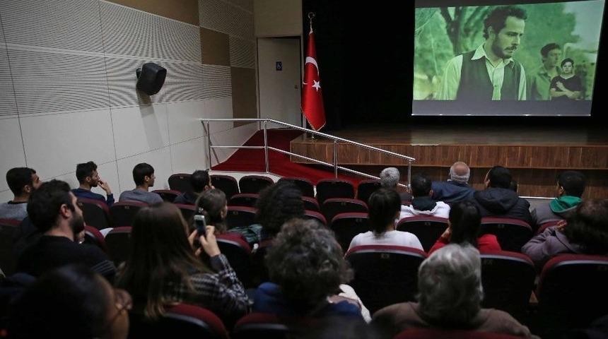 Karşıyaka&rsquo;da &lsquo;engelsiz&rsquo; Sinema Keyfi