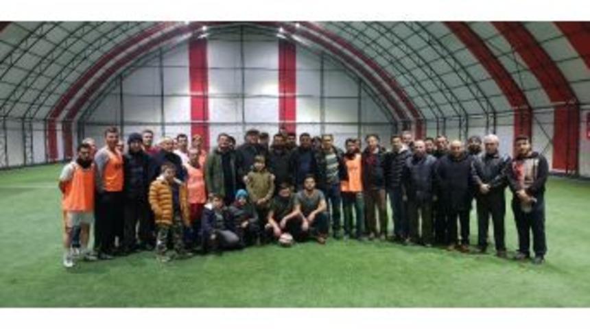 Başkan Kurt, K&uuml;mbetlilerle Buluştu