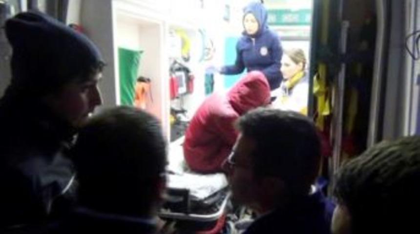 Teyzesinin Evden Kovduğu Liseli Gen&ccedil; İntihar Etmek İstedi