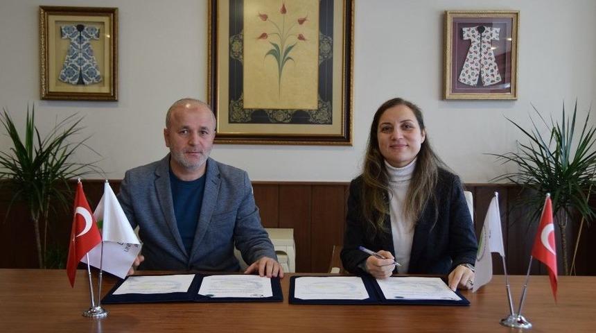 D&uuml;zce &Uuml;niversitesi Merhamet Cemiyeti Derneğiyle İşbirliği İ&ccedil;inde Olacak