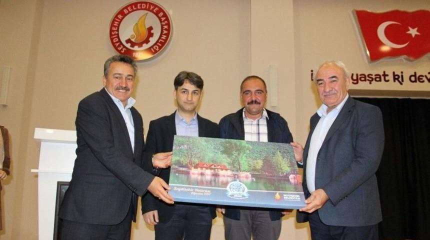 Seydişehir&rsquo;de Yazar Vehbi Vakkasoğlu Konferans Verdi