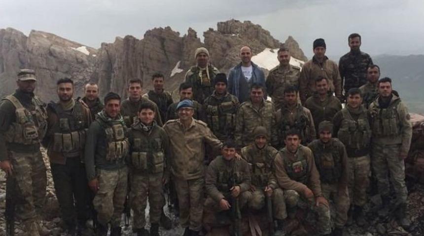 Kaymakam Şener Mehmet&ccedil;iğin Bayramını Kutladı