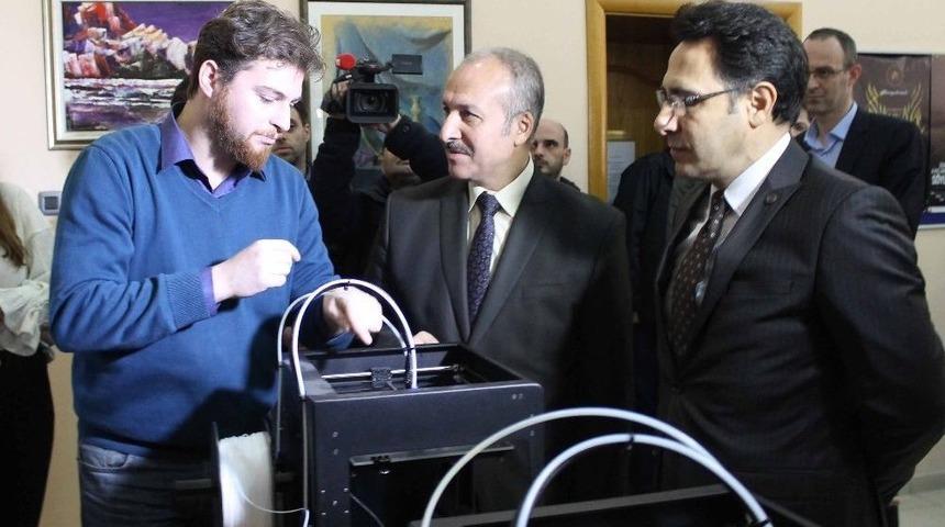 Uluslararası Balkan &Uuml;niversitesi Sanat Ve Tasarım Fak&uuml;ltesine Ekipman Desteği