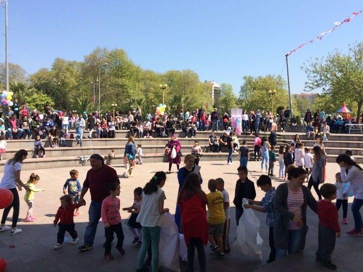 Beü Öğrencilerinden Çocuk Şenliği Etkinliği G2