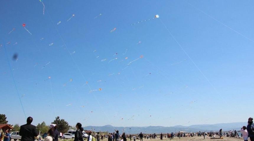 20. Edremit U&ccedil;urtma Şenliği Yapıldı