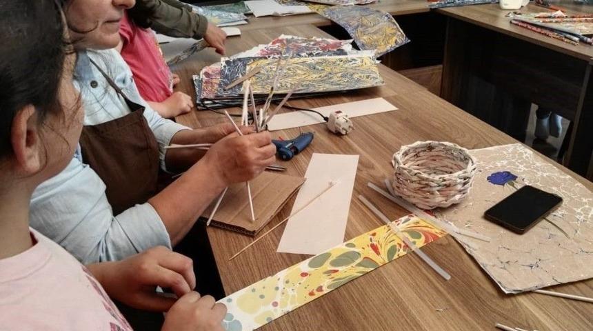 Azerbaycan&rsquo;da Yeşilay Cemiyeti&rsquo;ne Donanım Desteği