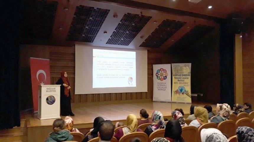 Psikolog Esin Esen: &ldquo;&ccedil;ocukların Problemlerini &Uuml;stlenmek Onların Becerisini Zayıflatır&rdquo;