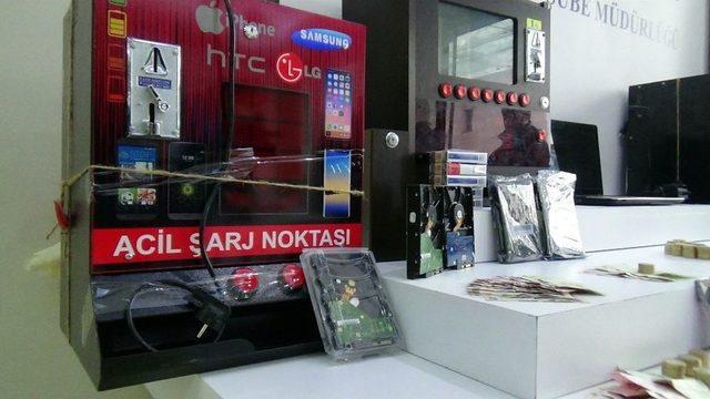 Okul Çevrelerinde Kumar Tuzağına Operasyon: 15 Gözaltı