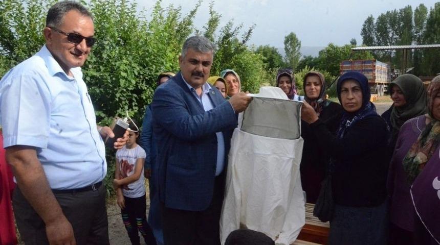 Başkan &Ouml;zg&uuml;ven: &ldquo;girişimci Kadınlarımızın Destek&ccedil;isiyiz&rdquo;