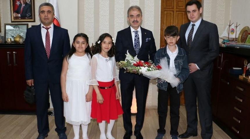 K&uuml;&ccedil;&uuml;k Başkan Proje Ger&ccedil;ekleştireceğini A&ccedil;ıkladı