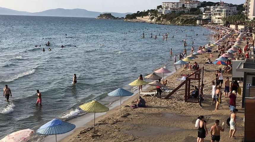 Kuşadası&rsquo;nda Bayram Hareketliliği