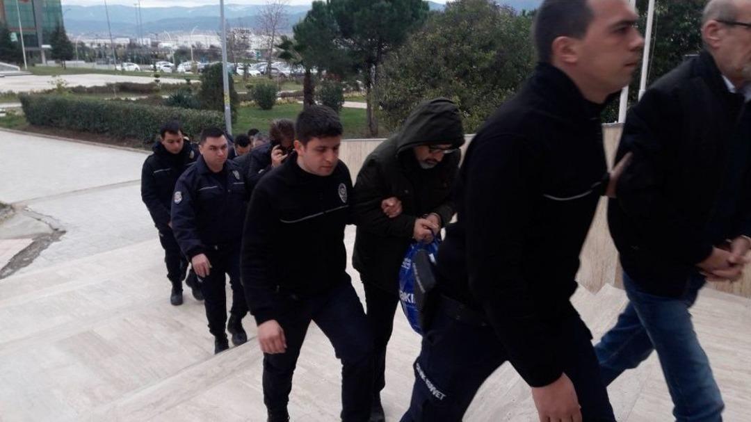 Akaryakıt Ka&ccedil;ak&ccedil;ılığı Yaptığı İddia Edilen Holding Sahibi Ve 10 Kişi, K&ouml;rfez Adliyesi&rsquo;ne Sevk Edildi