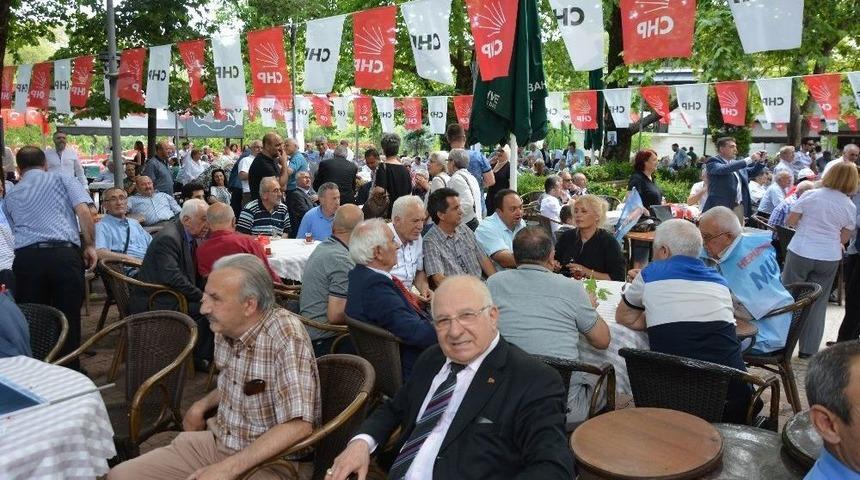 Chp Bursa Teşkilatı Bayramda Bir Araya Geldi