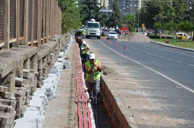 Güneydoğu’da Elektriğe Yeni Yılda 400 Milyon Liralık Yatırım Yapılacak