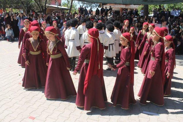 Ulusal Egemenlik Ve Çocuk Bayramı Manyas’ta Coşku İle Kutlandı