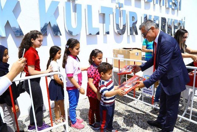 Başkan Sözen, Çocukları Yalnız Bırakmadı