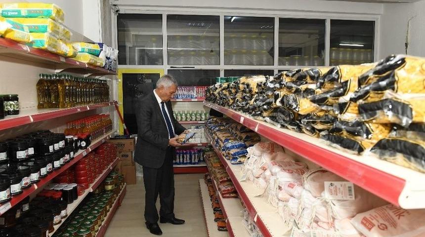 Isparta&rsquo;da Bin 146 Aile Gıda Ve Giyim Bank&rsquo;tan Yararlanıyor