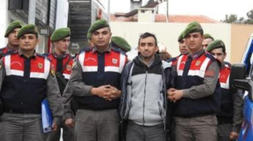 &Ccedil;anakkale&rsquo;de Ter&ouml;r Operasyonu: 4 Kişi Tutuklandı