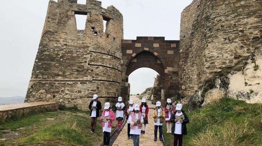 Gevaş’ta “okumak Yaşamaktır” Projesi