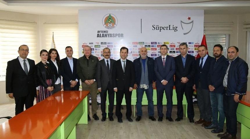 Alk&uuml;&rsquo;den Alanyaspor&rsquo;a Ziyaret