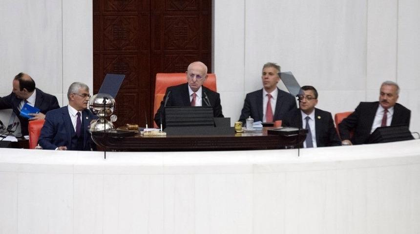 Tbmm 23 Nisan &Ouml;zel Oturumu