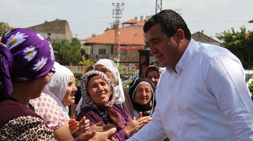 Karasu Bayramda Da Meydanlardaydı