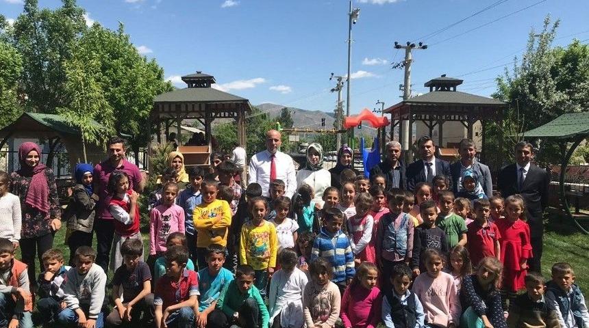 Başkan D&uuml;lgeroğlu, K&ouml;y Okullarında &Ouml;ğrencilerle Bir Araya Geldi