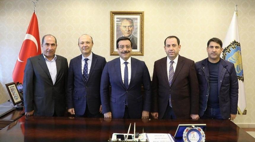 T&uuml;rkiye Atıcılık Ve Avcılık Federasyonu&rsquo;ndan Başkan Atilla&rsquo;ya Ziyaret