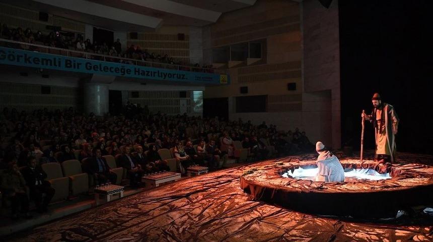 Şehir Tiyatrosu&rsquo;nun Oyunları Yoğun İlgi G&ouml;r&uuml;yor