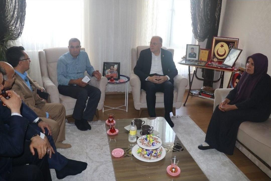 Ko&ccedil;er&rsquo;den 15 Temmuz Şehidi Seyit Ahmet &Ccedil;akır&rsquo;ın Ailesine Ziyaret