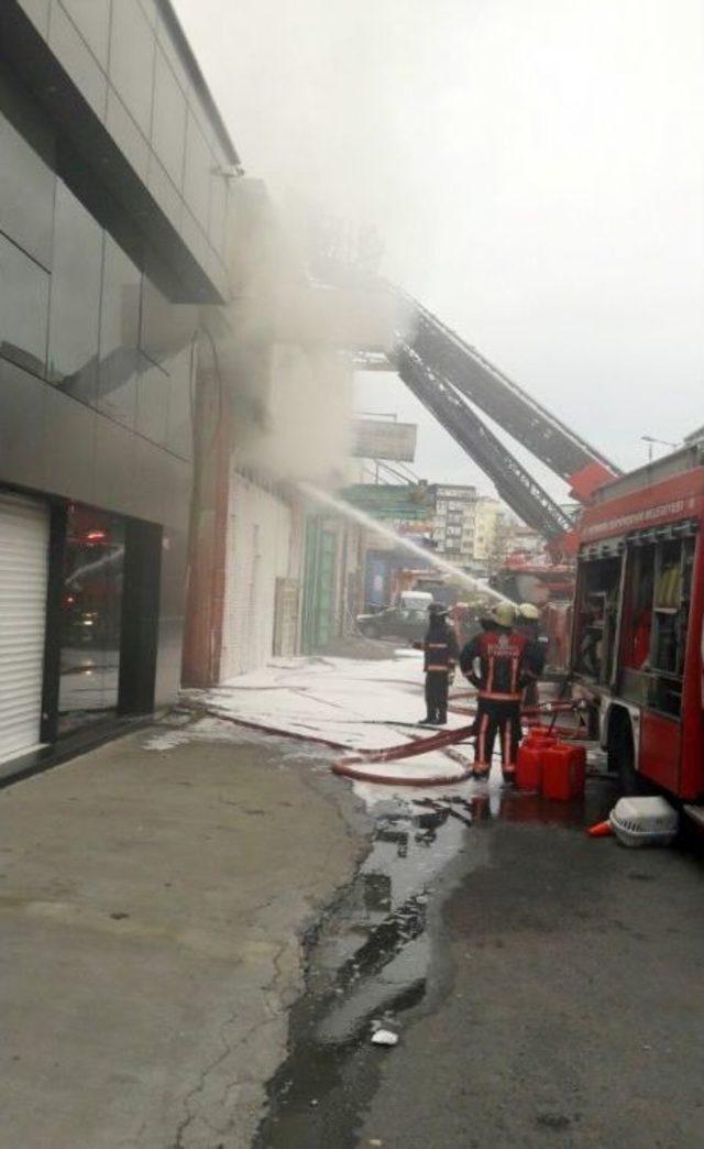 Zeytinburnu Demirciler Sanayi Sitesi’nde Yangın