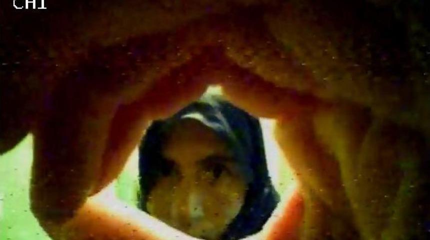 Evden Hırsızlık Girişiminde Bulunan 4 Kadın, Kapı Merceğindeki Kameraya Yakalandı