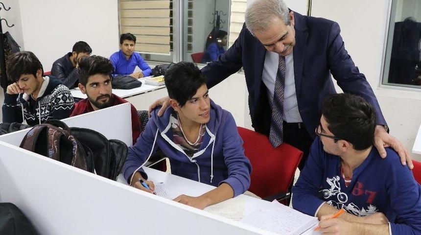 Demirkol &Ouml;ğrencilerle Buluştu