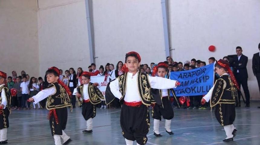 Arapgir&rsquo;de 23 Nisan Coşkusu