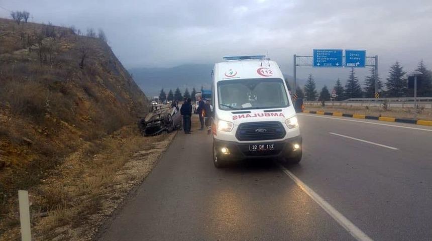 Isparta&rsquo;da Otomobil Takla Attı: 1 Yaralı