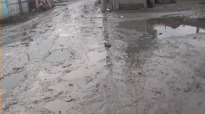 Karak&ouml;y Mahallesi&rsquo;nin Altyapı Ve Yol İhtiya&ccedil; Sorunu &Ccedil;&ouml;z&uuml;l&uuml;yor